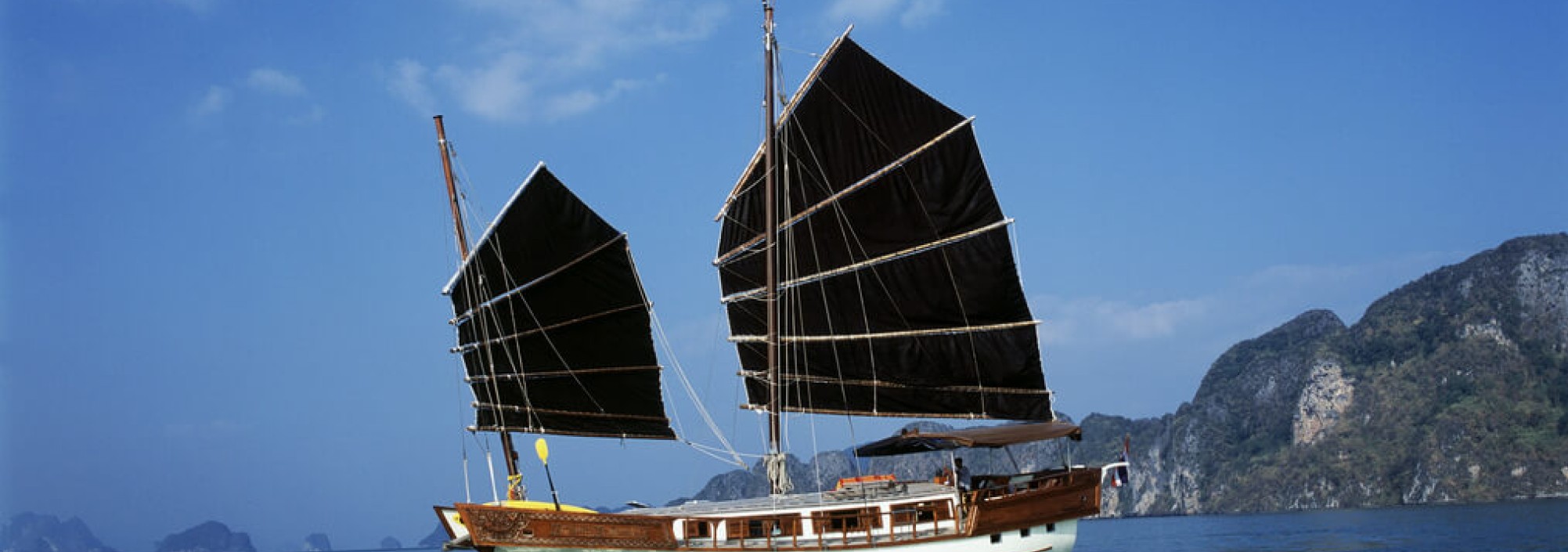 phuket-cruise-suwan-macha-thailandtravel