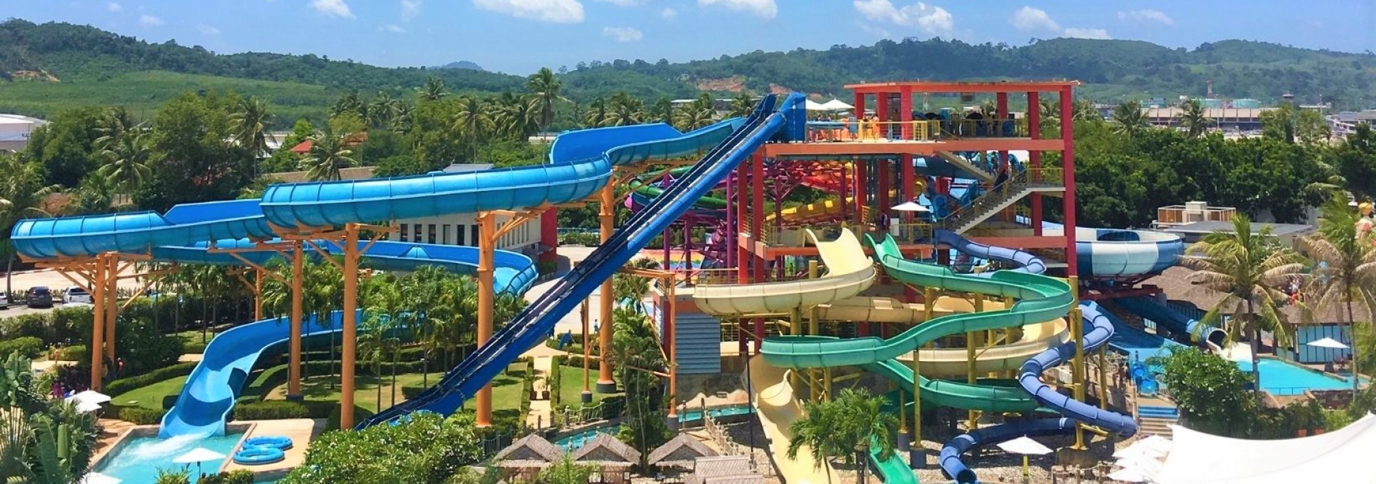 phuket-splash-jungle-park-glijbanen-vliegtuig-thailandtravel