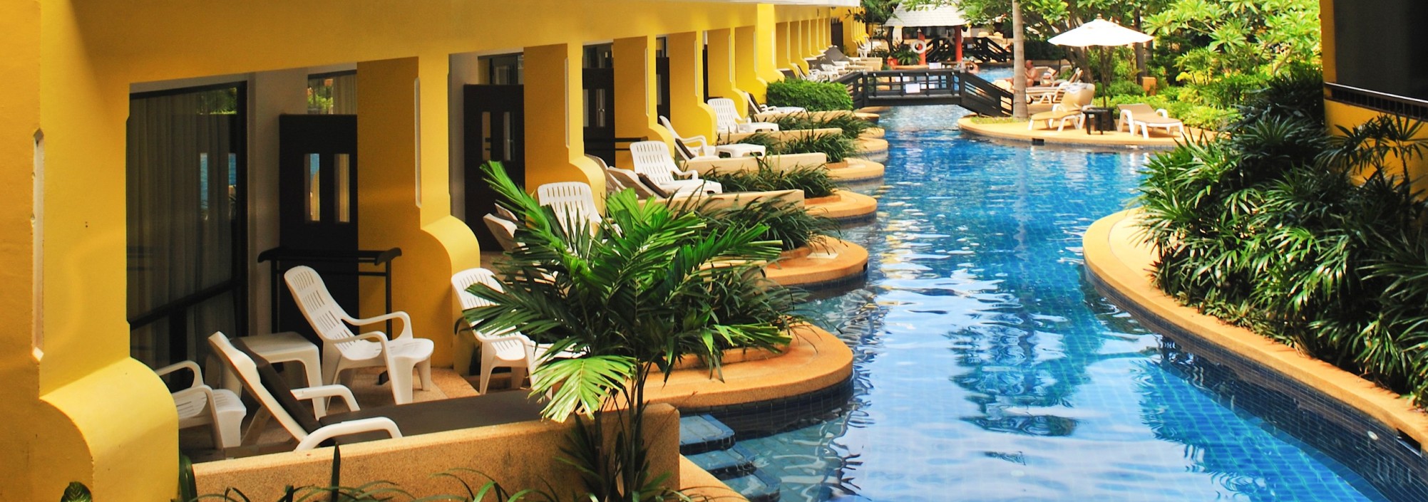 pool-access-room-woraburi-resort-pkuket-thailandtravel