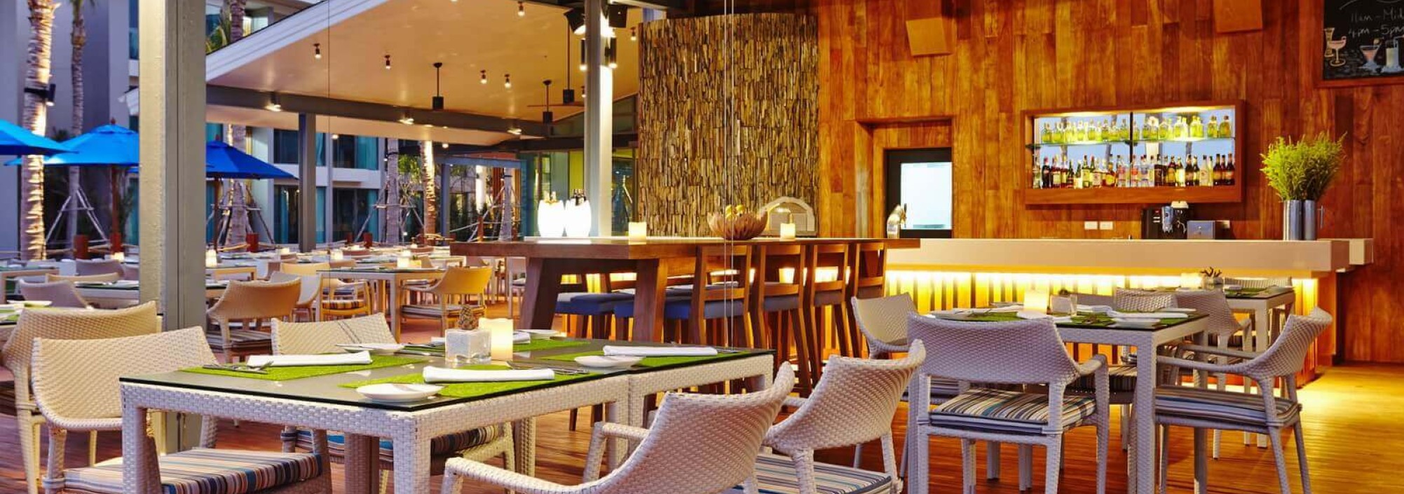 pool-bar-ozo-chaweng-samui-thailandtravel