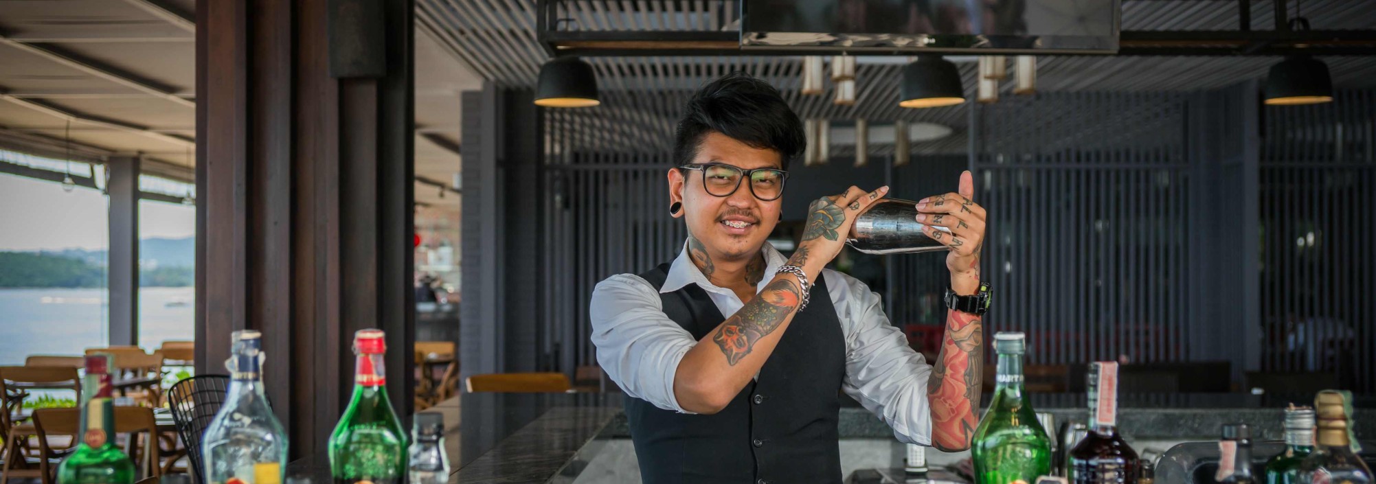 pool-bar-peace-resort-koh-samui-thailandtravel