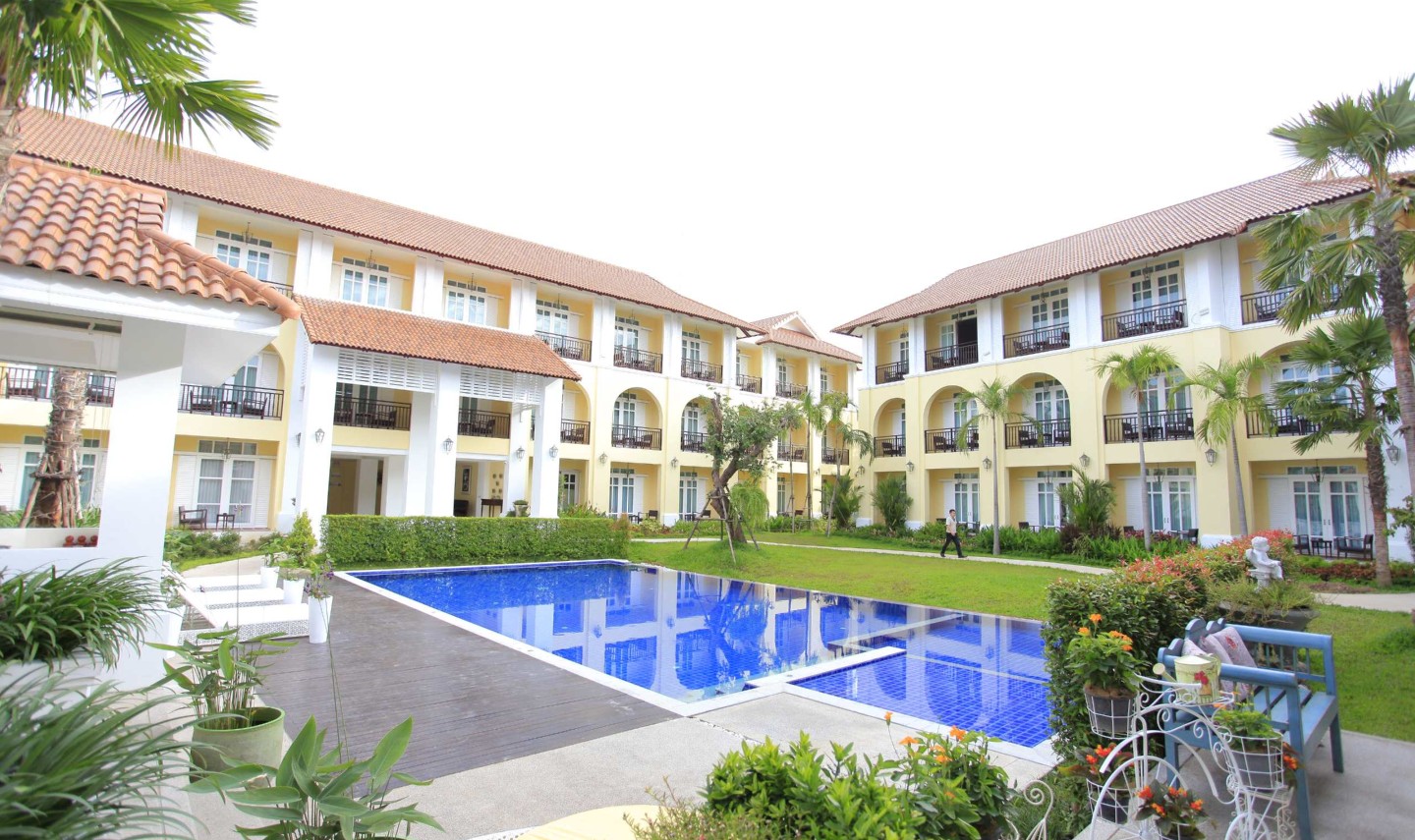 pool-khamthana-chiang-rai