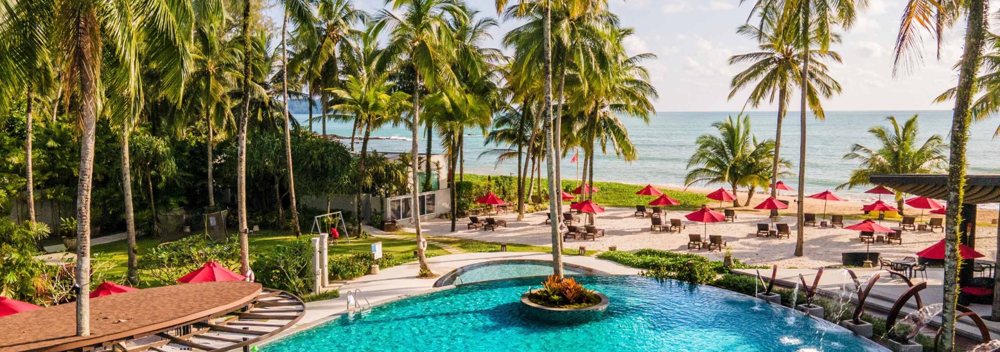 pool-ramada-khao-lak-thailandtravel