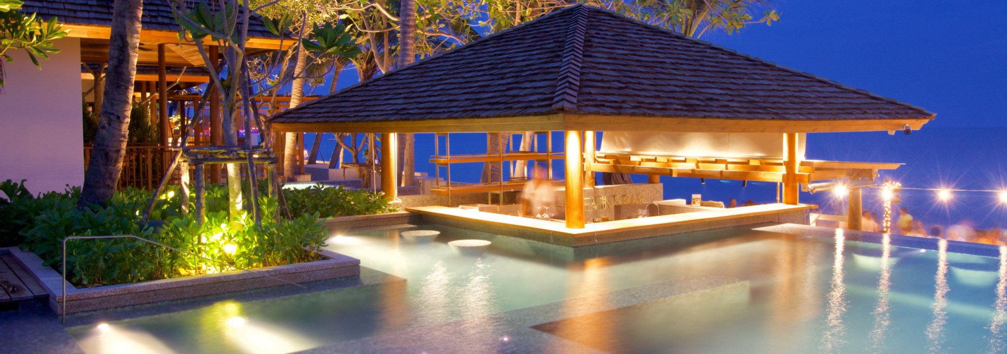 poolbar-banana-fan-resort-samui-thailandtravel