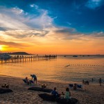 punnpreeda-beach-resort-kohsamui-zonsondergang-pier-thailandtravel