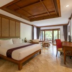 railay-bay-resort-deluxe-room-kingsize-thailandtravel-1
