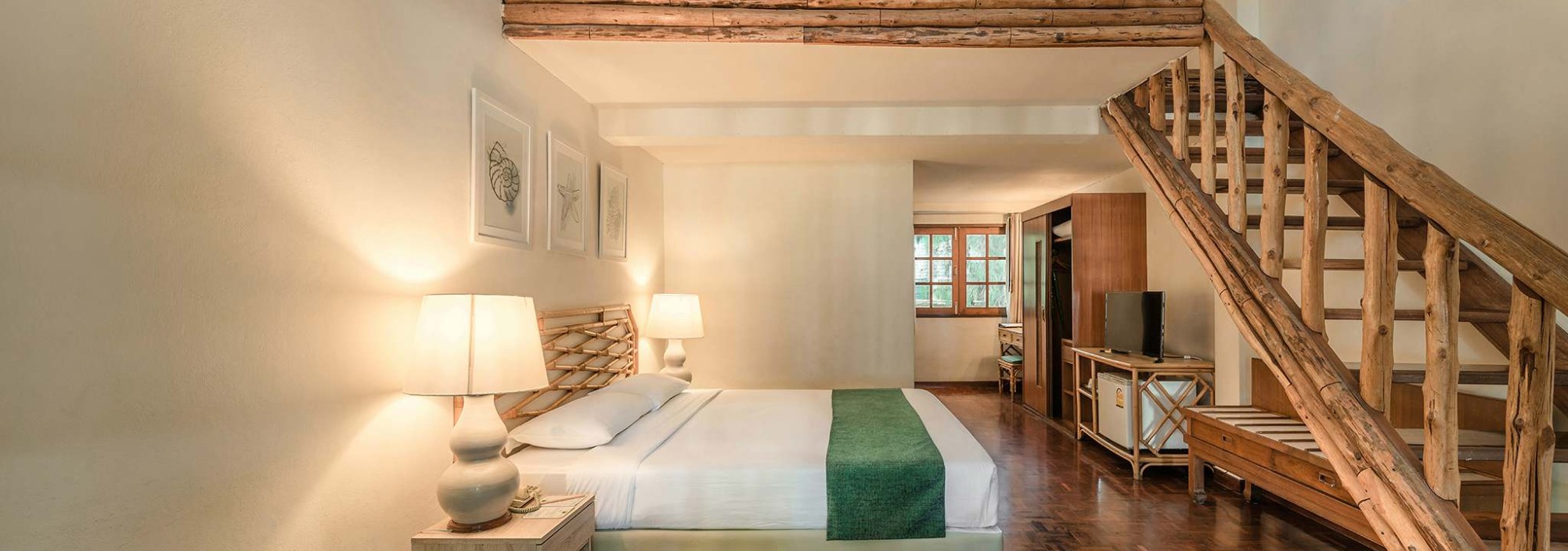 regent-chalet-familyroom-thailandtravel