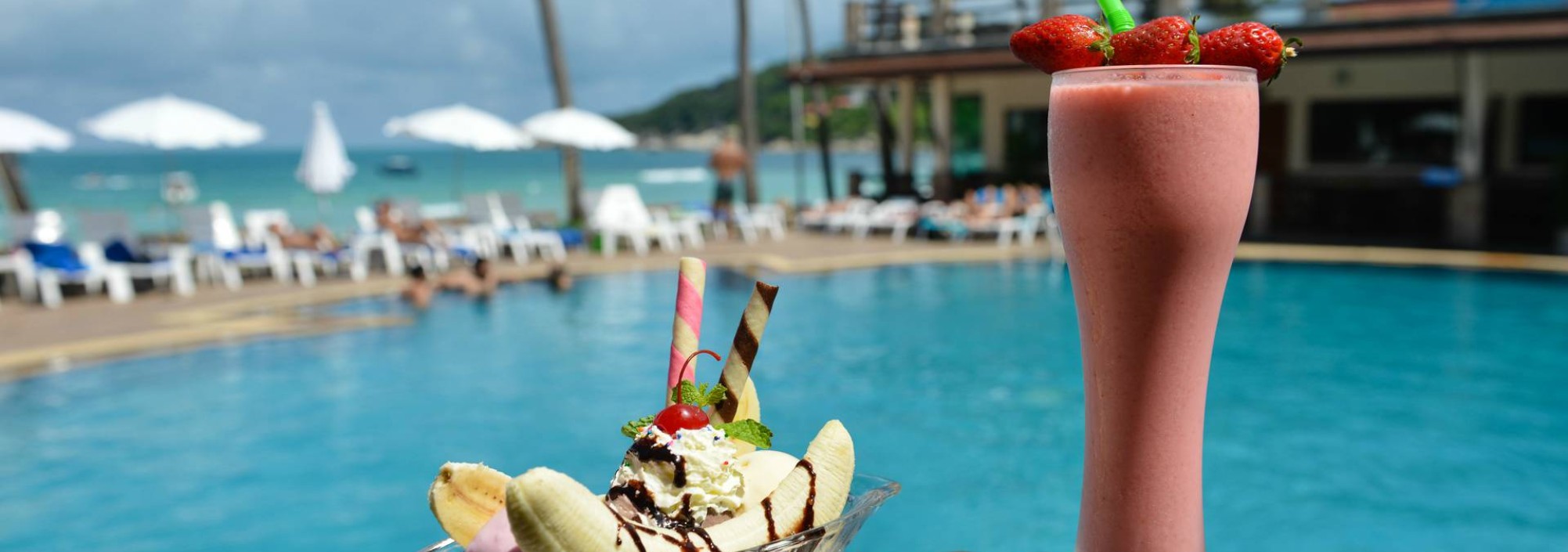 relax-pool-phangan-bayshore-resort-thailandtravel