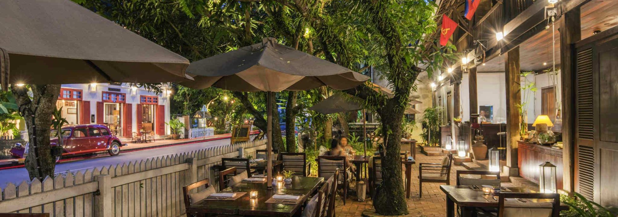 restaurant-buiten-3nagas-thailandtravel
