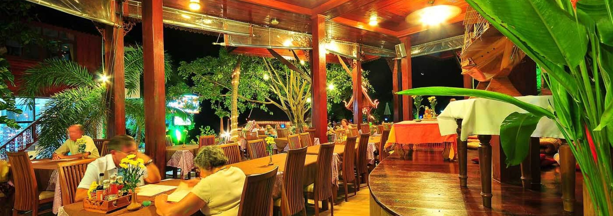 restaurant-haad-yao-beach-view-resort-thailandtravel