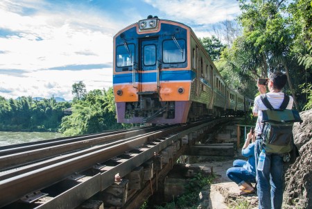 riverkwai-trein-train-brug-rails-thailandtravel
