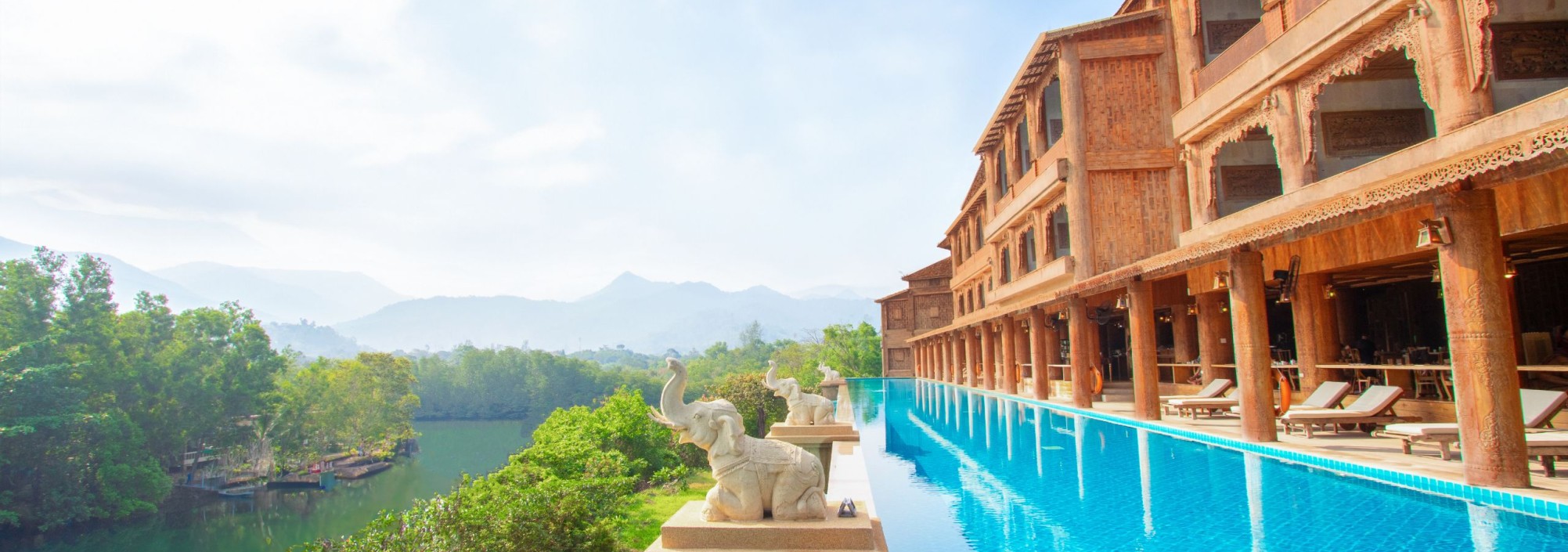 saaitara-pool-1-santhiya-koh-chang-thailandtravel