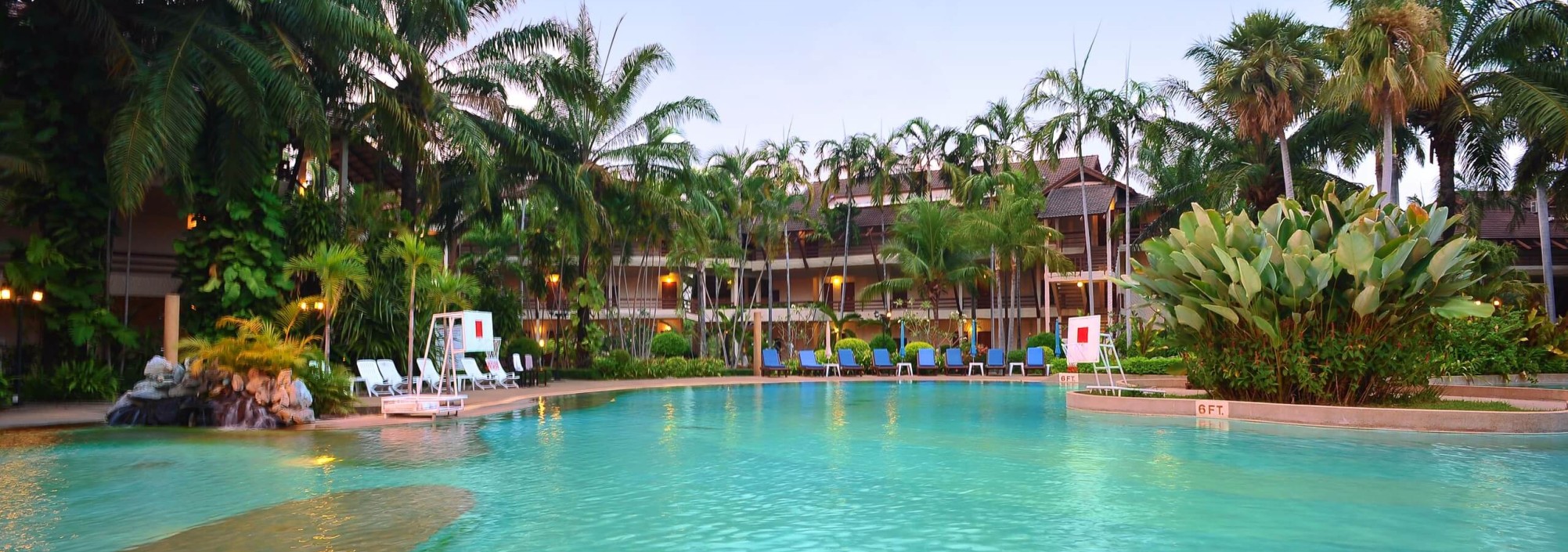 sai-yok-swimming-pool-felix-river-kwai-resort-thailand-travel