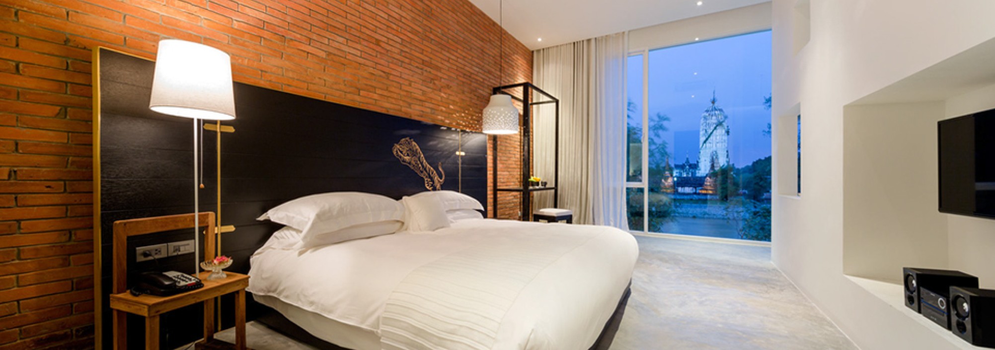 sala-ayutthaya-hotel-deluxe-river-view-terrace-thailandtravel