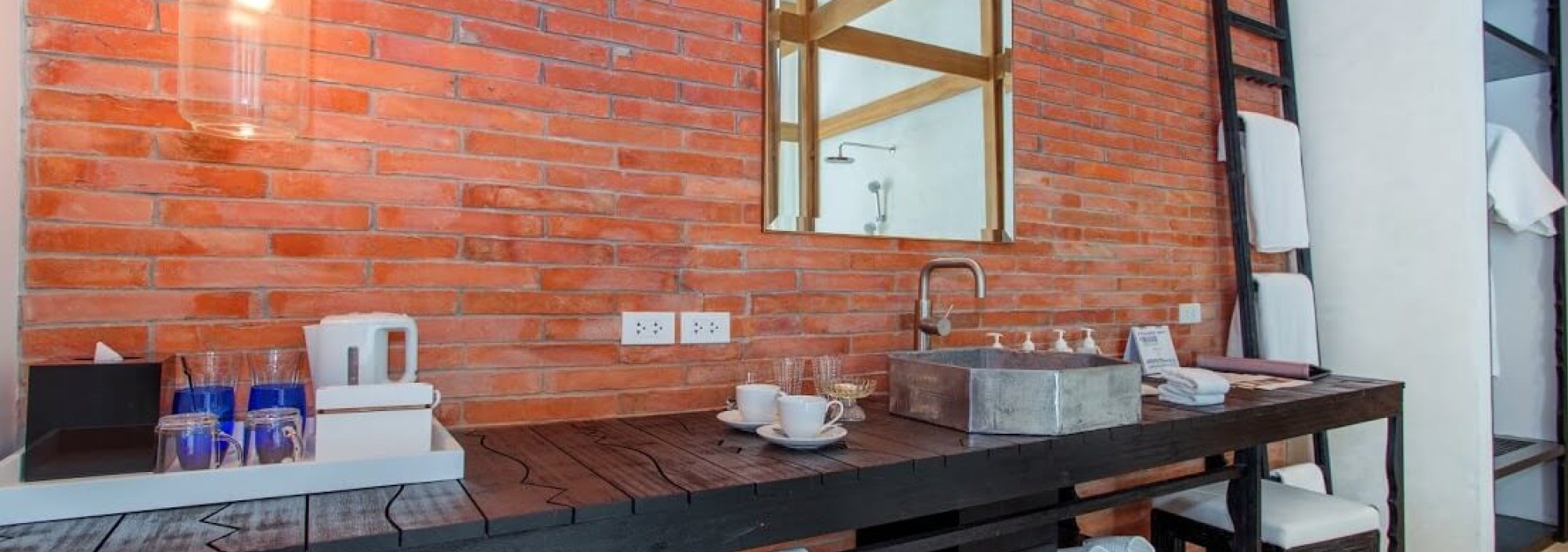 sala-ayutthaya-hotel-superior-room-thailandtravel