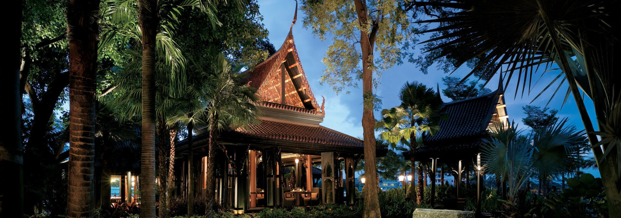 salathip-shangri-la-hotel-bangkok-thailand-travel