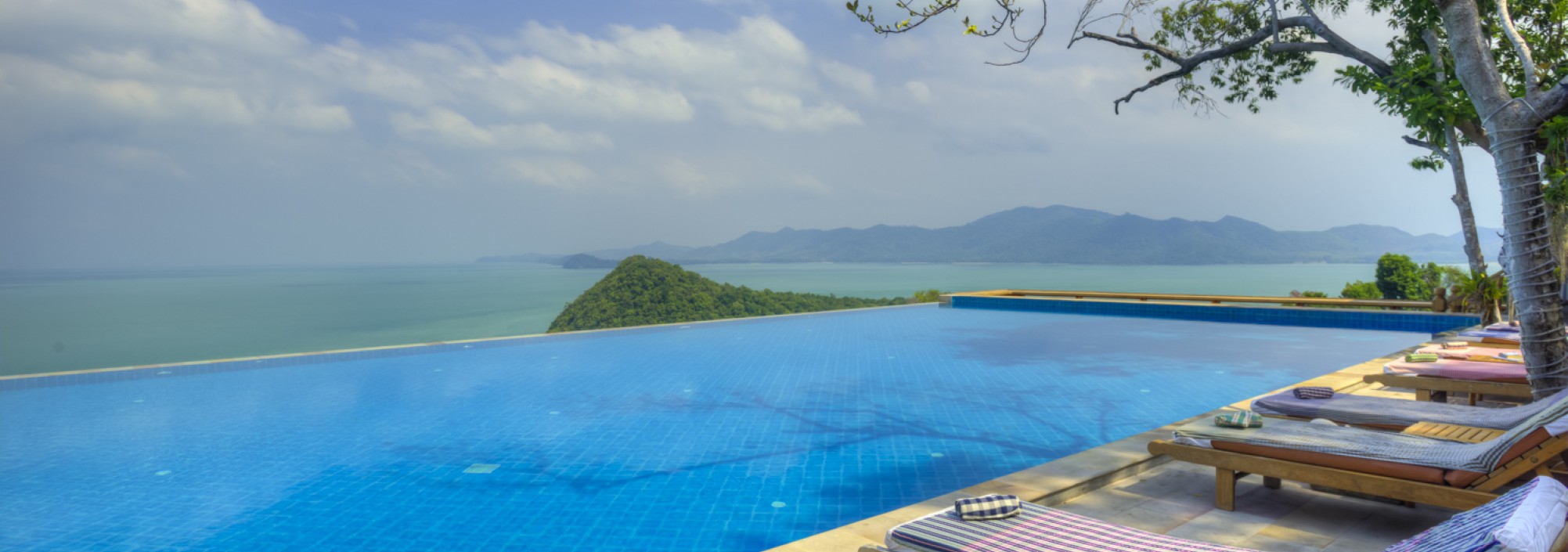 santhiya-koh-yao-yai-ininity-pool-ligbedden-thailandtravel-