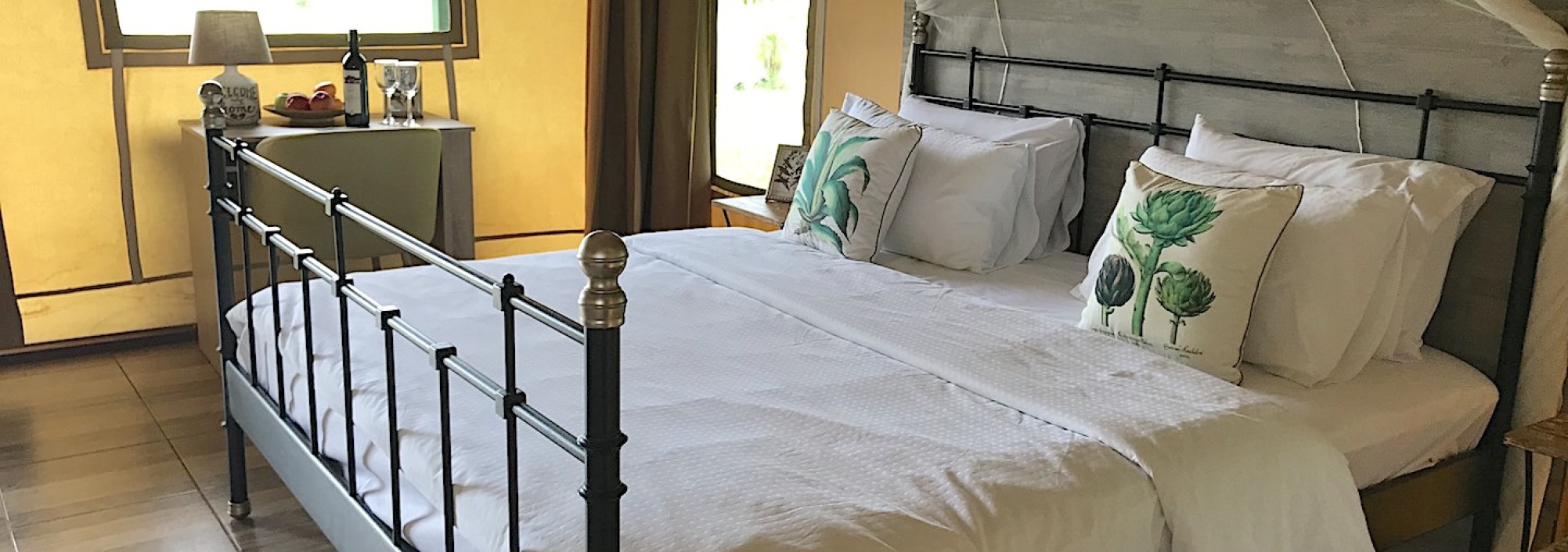 sirila-farm-tent-loei-bed-slaapkamer-klanboe-thailandtravel