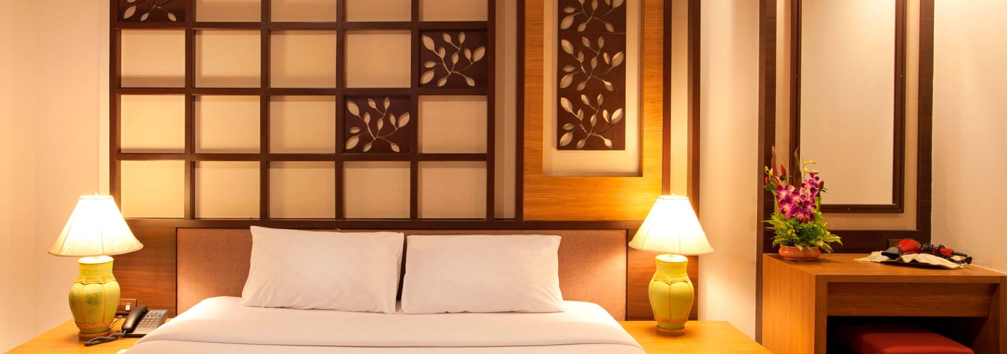 standaard-kamer-areca-lodge-pattaya-thailand-travel-1