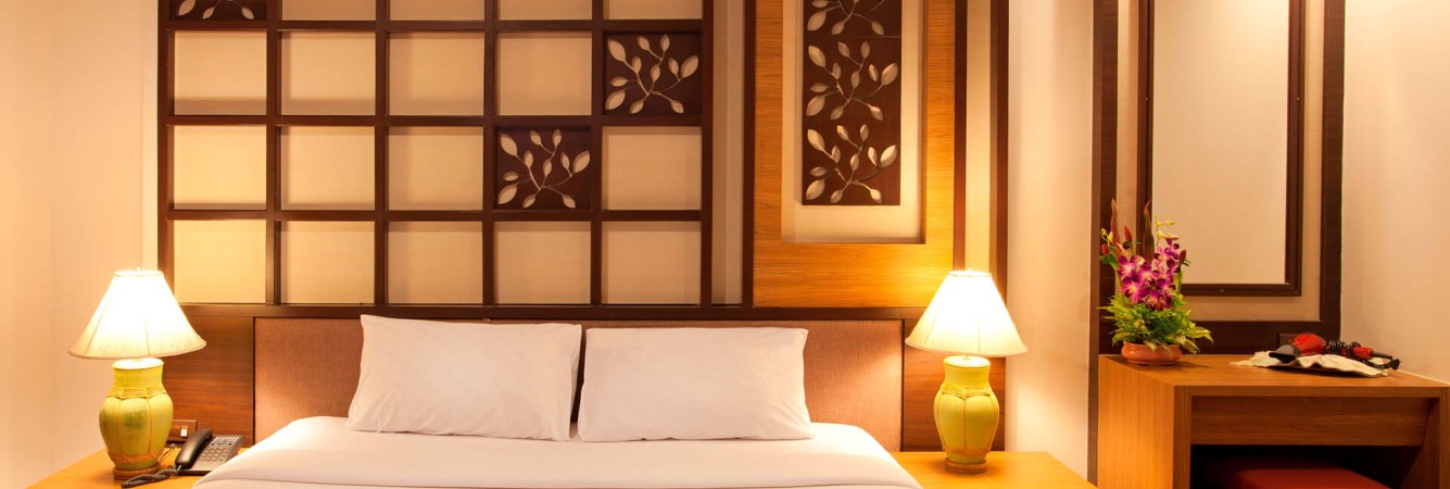 standaard-kamer-areca-lodge-pattaya-thailand-travel