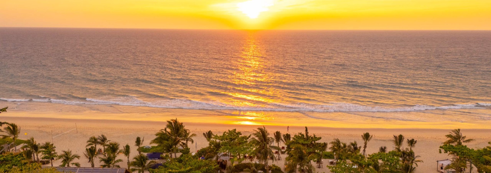 strand-zee-santhiya-phuket-natai-resort-thailandtravel