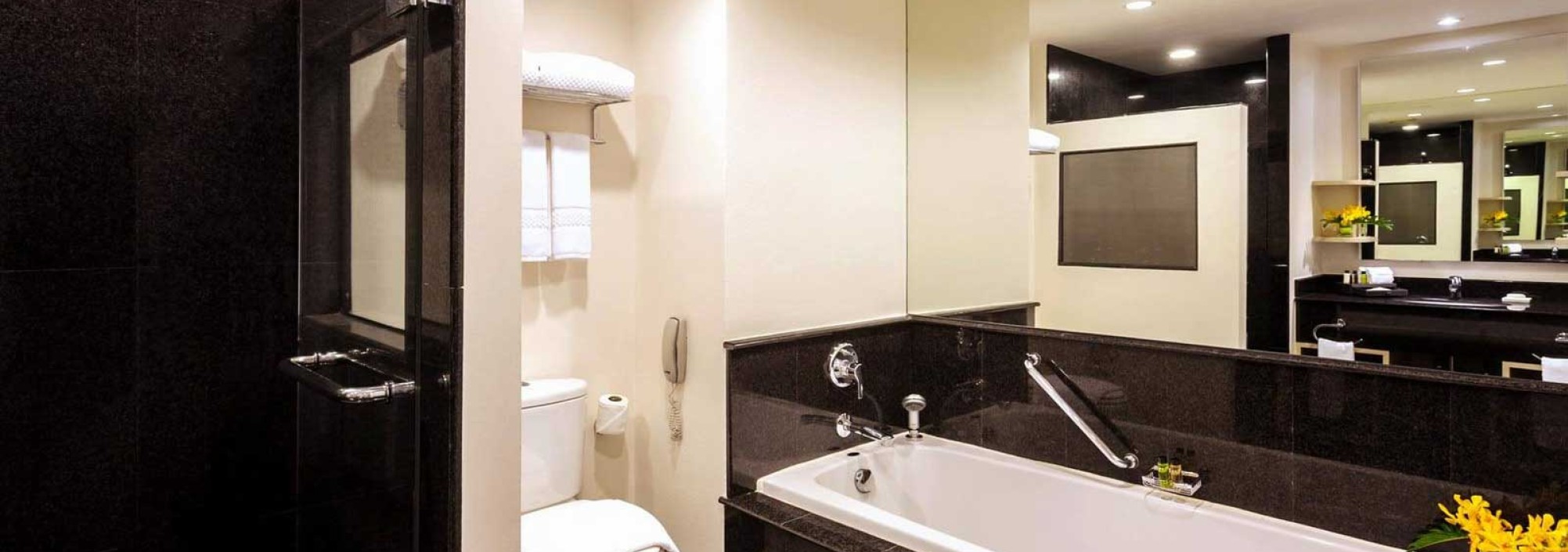 superior-garden-badkamer-amari-koh-samui