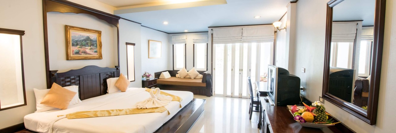 superior-montra-resort-koh-tao-thailand-travel