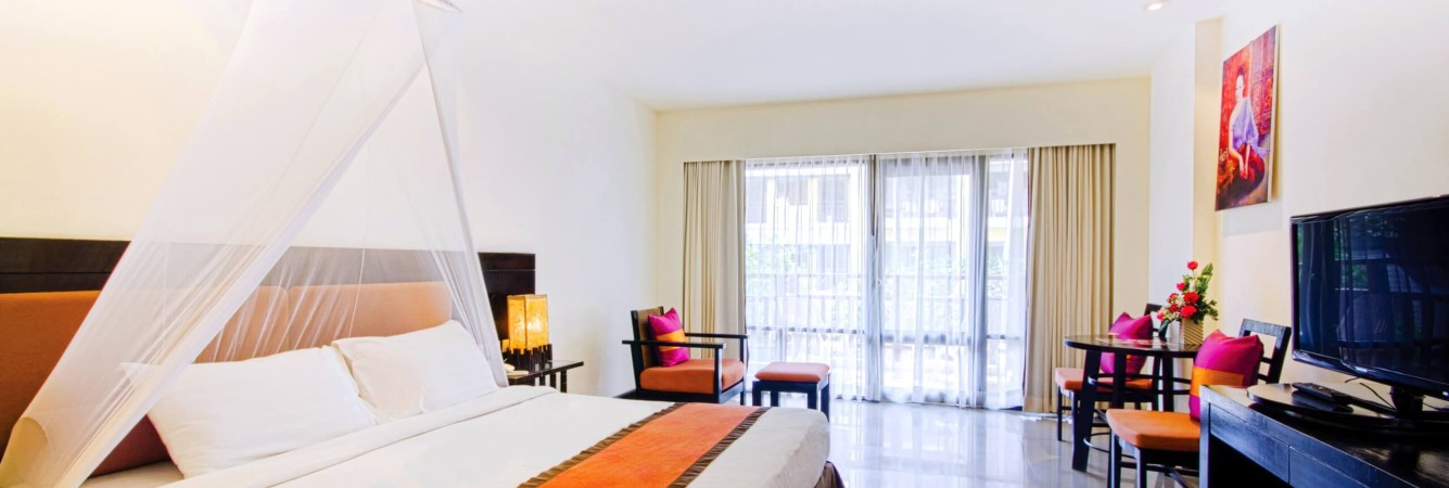 superior-room-woraburi-resort-phuket-thailandtravel