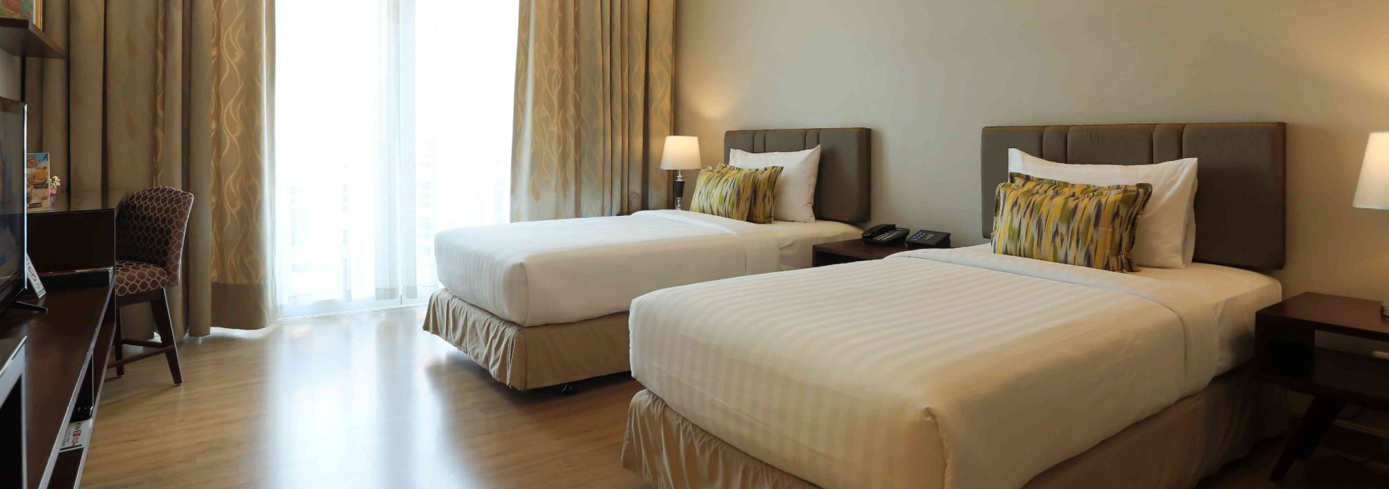 superior-twin-room-seperate-2-beds-le-patta-hotel-chiang-rai