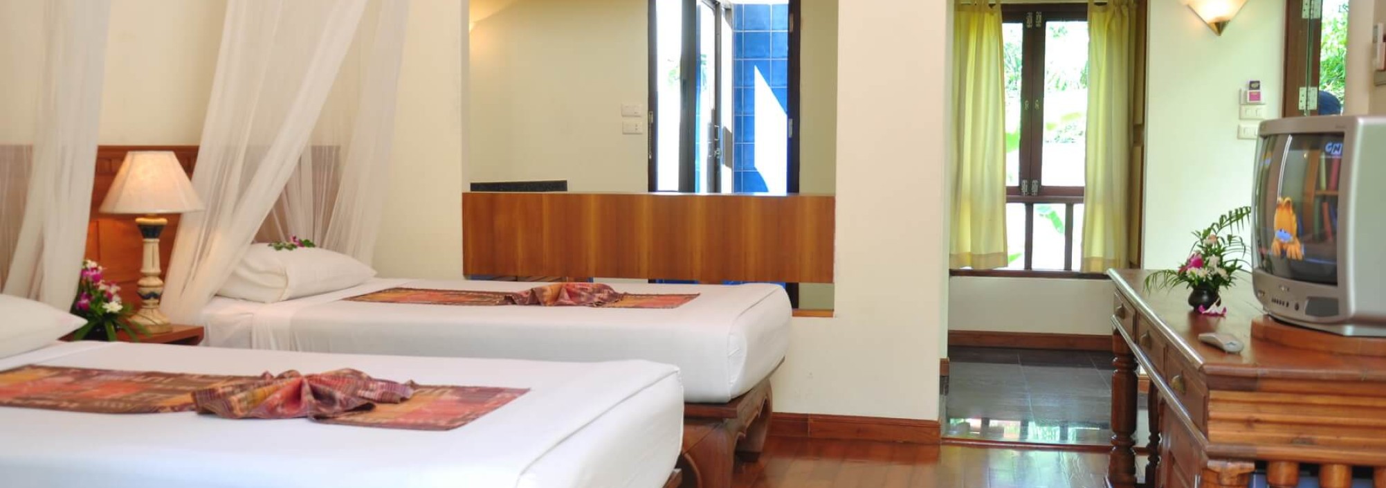 superior-villa-royal-lanta-resort-thailandtravel
