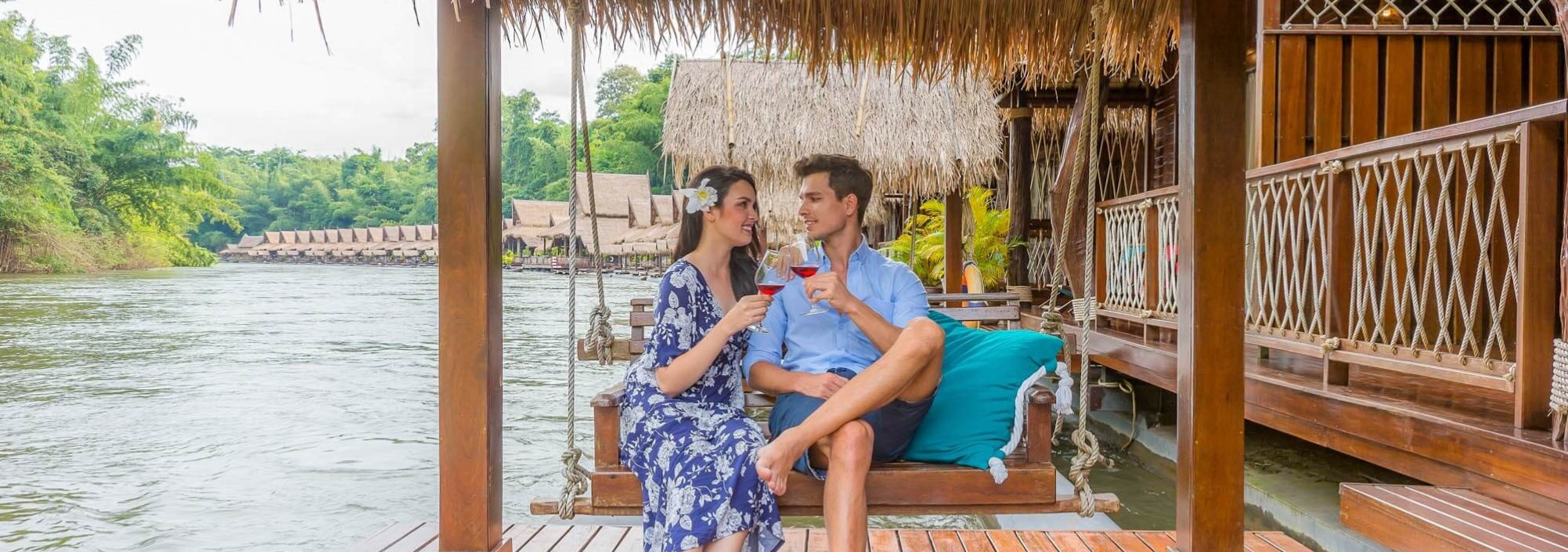 terras-the-floathouse-river-kwai