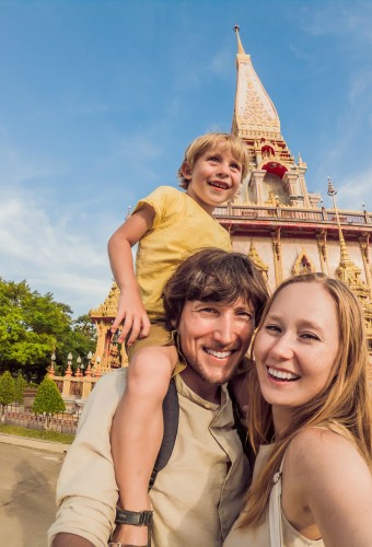 thailand-familie-chiang-mai-wat-chalong-tempel-thailandtravel
