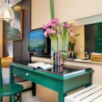 the-old-phuket-sino-deluxe-room-bureau-zitje-thailandtravel