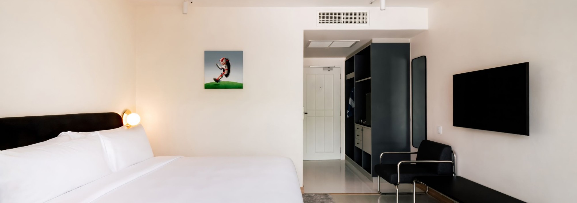 the-standardx-bangkok-phra-arthit-cozy-king