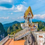 the-top-of-the-tiger-cave-temple-wat-tham-suea-krabi-excursie-thailandtravel