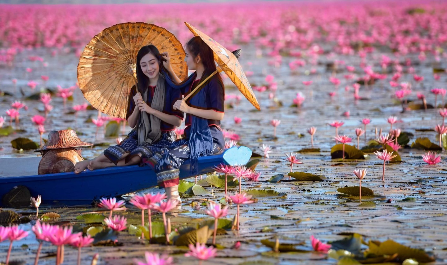 traditionele-kleding-laos-thailandtravel