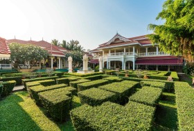 tuin-wora-bura-hua-hin-thailandtravel