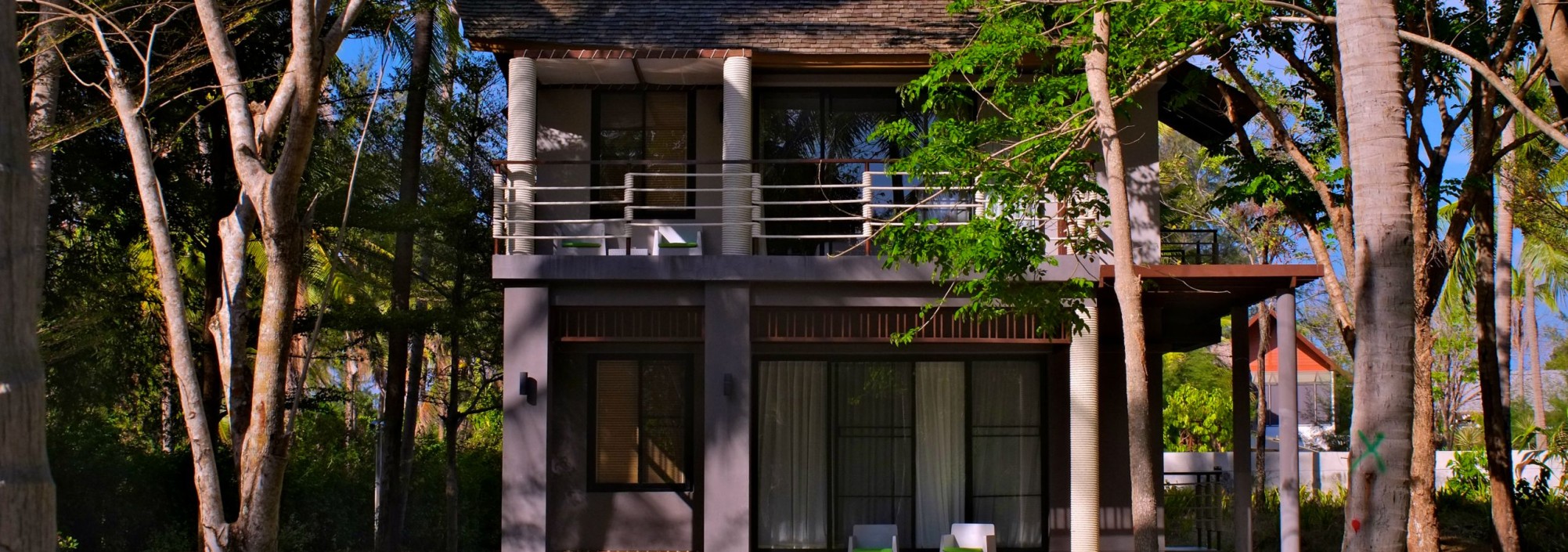 twin-lotus-resort-koh-lanta-garden-villa-tuin-balkon-terras-thailandtravel