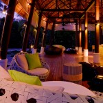 twin-lotus-resort-koh-lanta-lobby-avond-thailandtravel