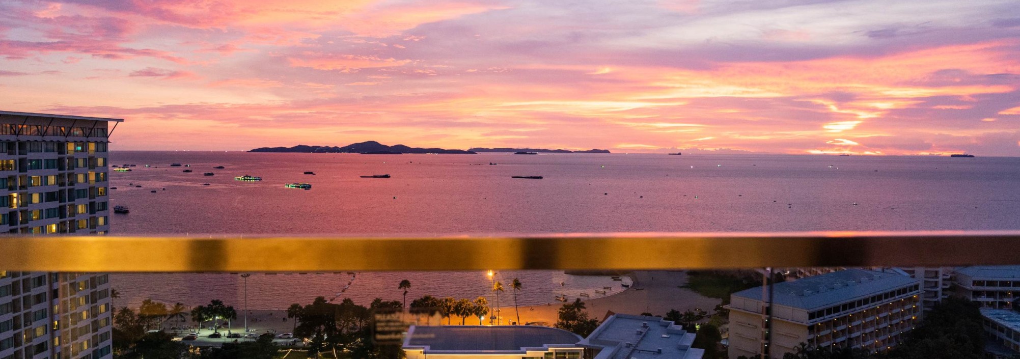 uitzicht-ozo-pattaya-thailandtravel