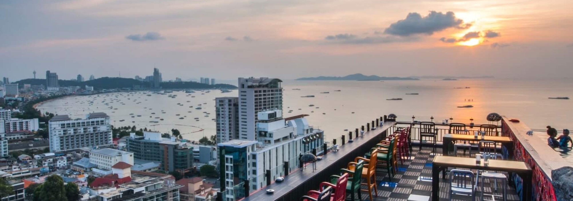 uitzicht-siam-siam-pattaya-hotel-thailand-travel
