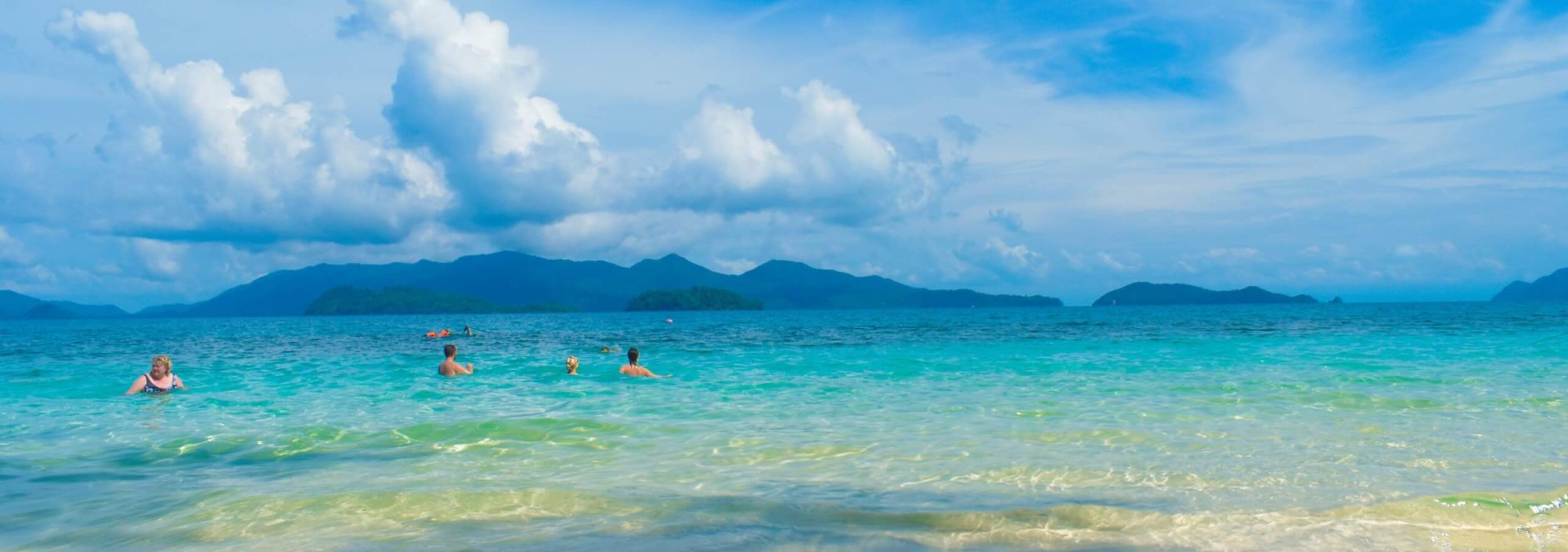 uitzicht-strand-koh-wai-thailandtravel