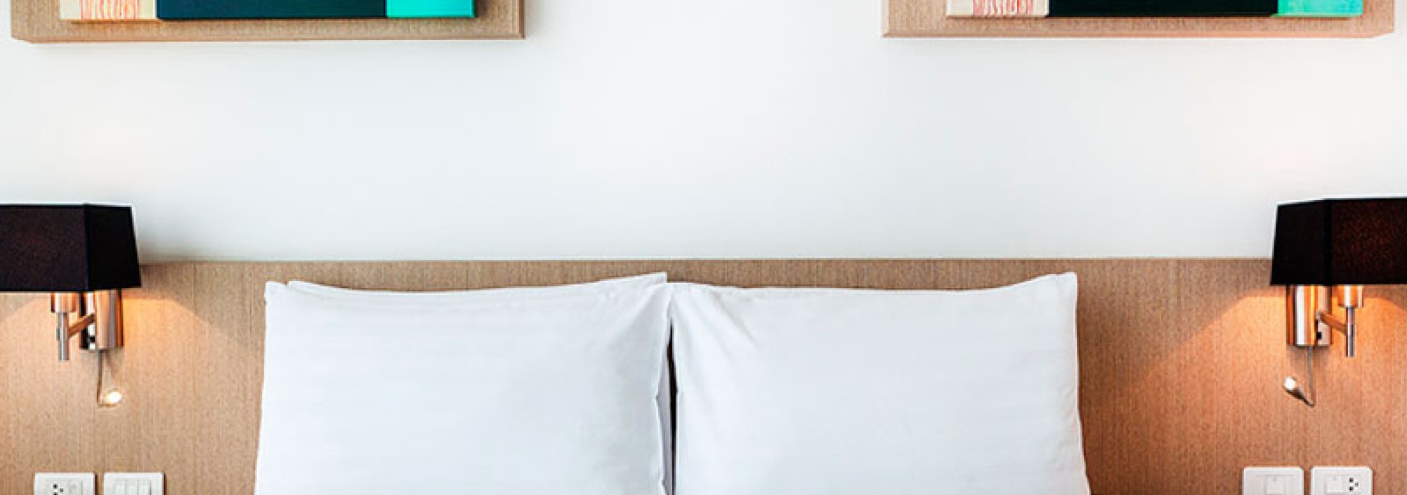 vic3-bangkok-hotel-executive-double-bed-thailandtravel