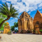 vietnam-nhatrang-ponagartower-tempel-palmboom-thailandtravel
