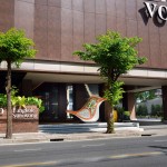 voco-bangkok-surawong-entrance-thailandtravel