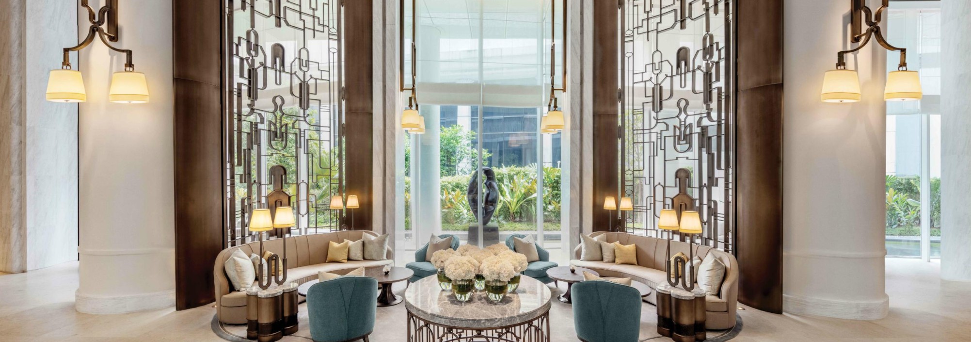 waldorf-astoria-bangkok-lower-lobby-thailandtravel