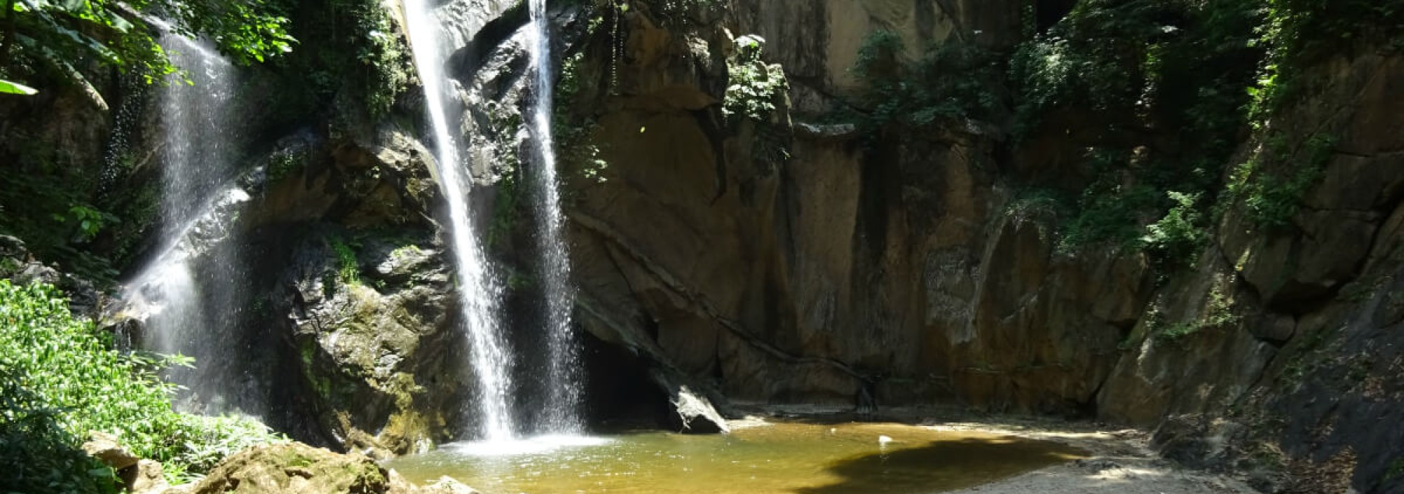 waterval-jungle-trekking-chiang-mai-thailandtravel-1