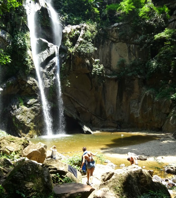 waterval-jungle-trekking-chiang-mai-thailandtravel