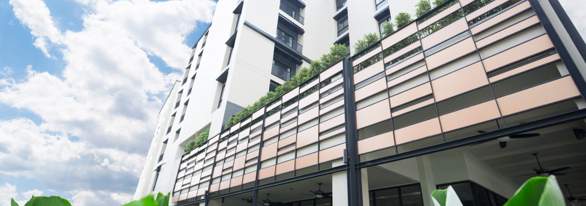 x2vibe-hotel-bangkok-buitenkant-thailandtravel