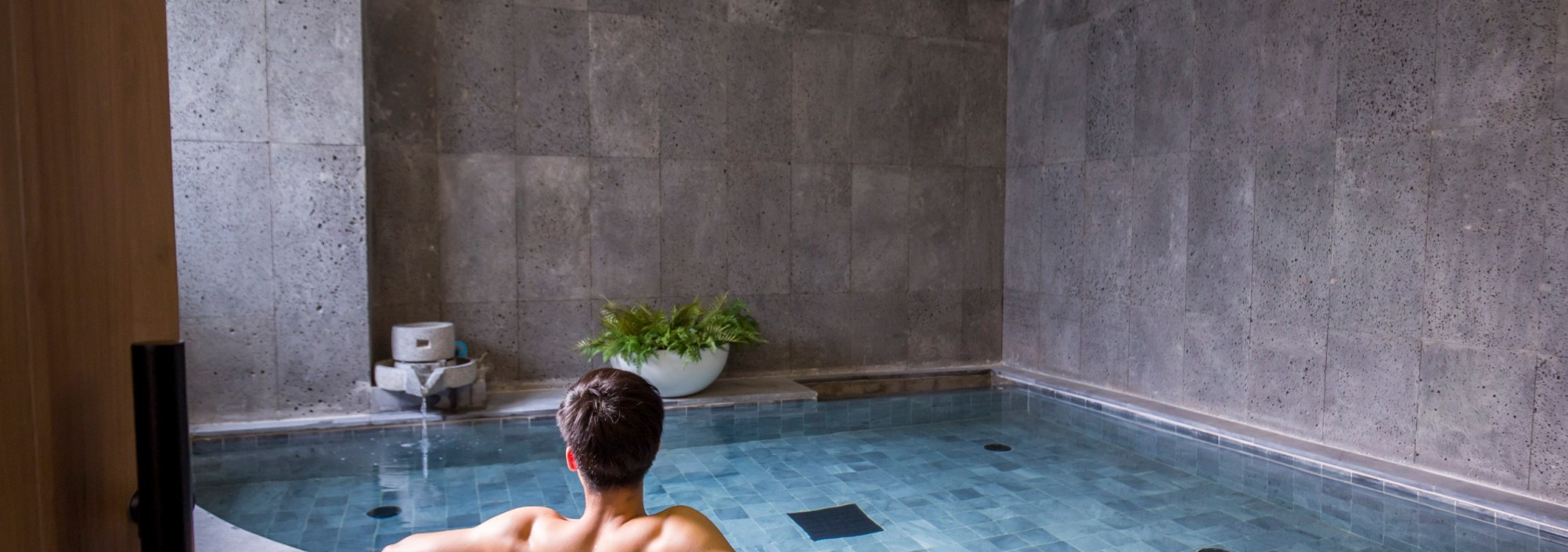 x2vibe-hotel-bangkok-onzen-spa-thailandtravel